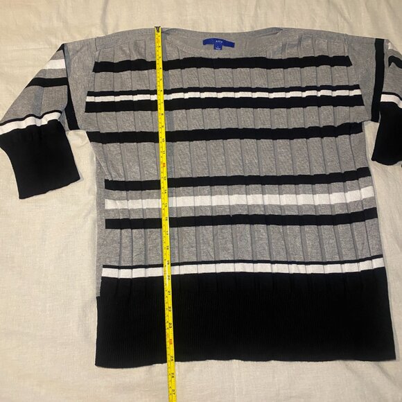 Apt. 9 Gray Black White Stripe Banded Bottom Womens L Sweater 3/4 Sleeve Rib EUC - Picture 8 of 9